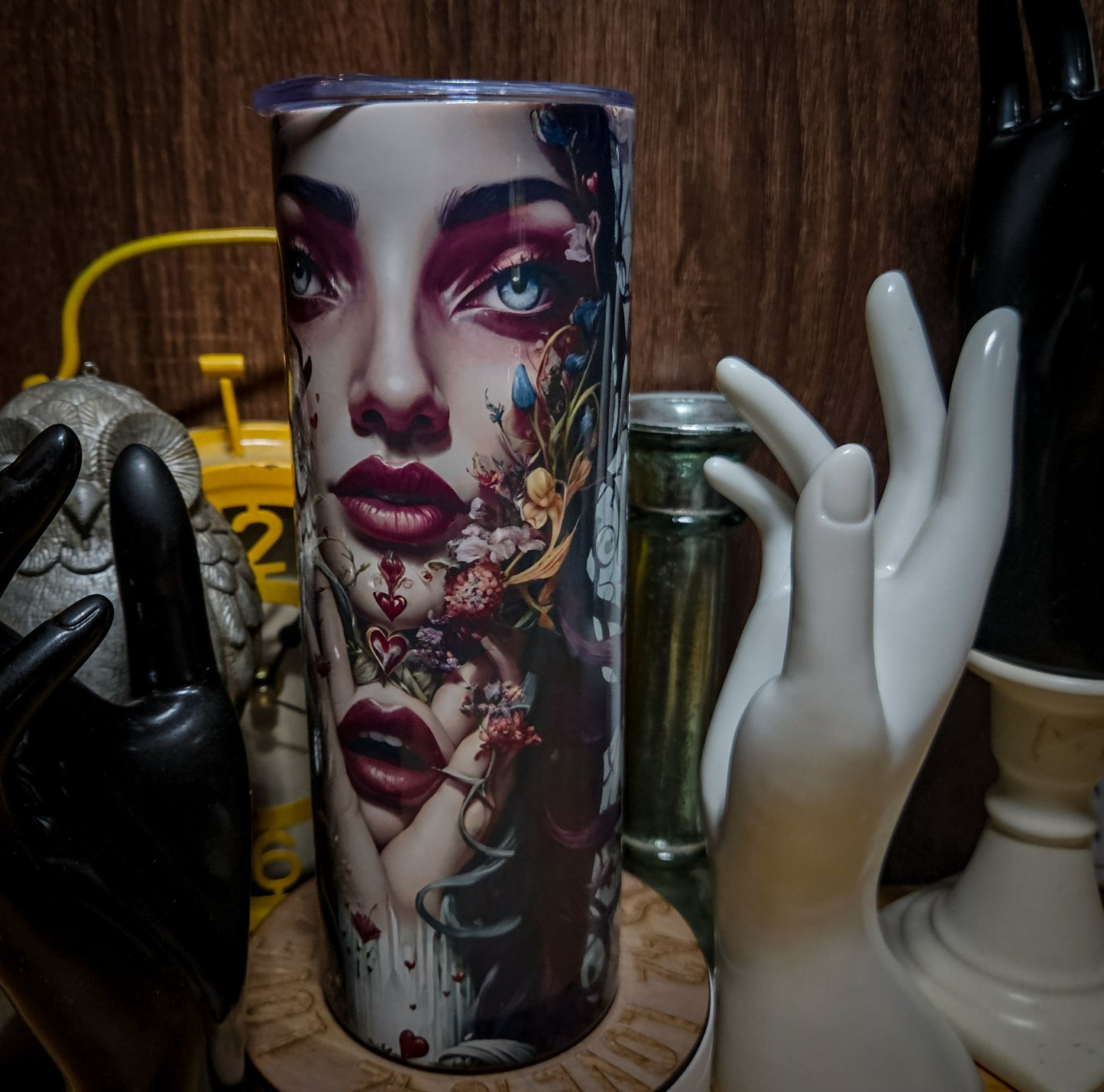 Surrealist tumbler